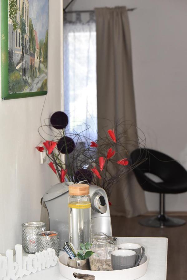 Licko Petrovo Selo Rooms Bobic מראה חיצוני תמונה