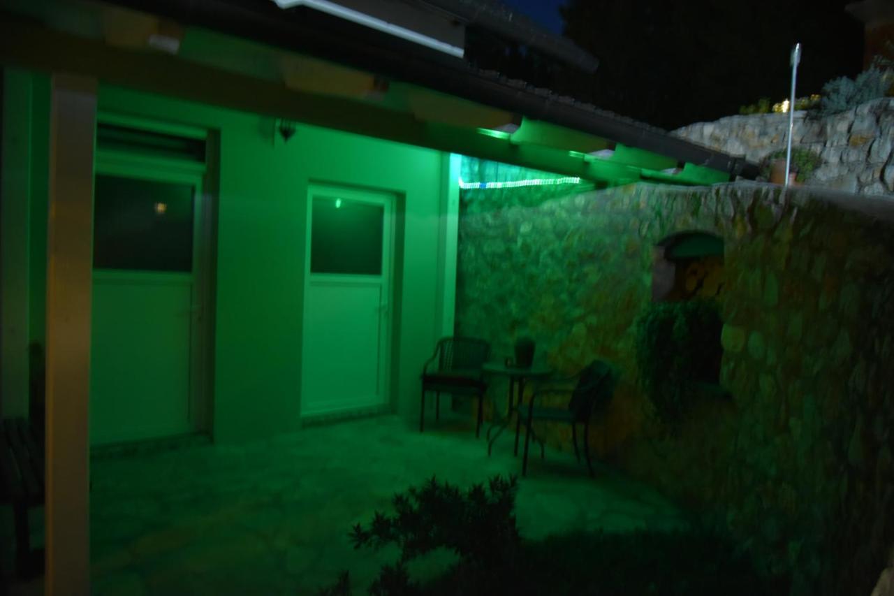 Licko Petrovo Selo Rooms Bobic מראה חיצוני תמונה